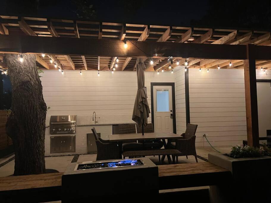 Lamar Villa-3 Bed 2.5 Bath With Outdoor Kitchen San Antonio Exteriör bild