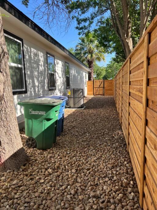 Lamar Villa-3 Bed 2.5 Bath With Outdoor Kitchen San Antonio Exteriör bild